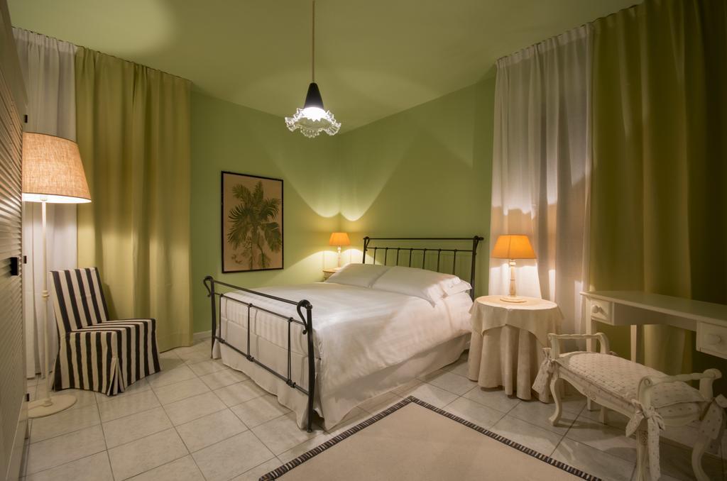 B&B Maison Biagetti SantʼArcangelo di Romagna Rum bild